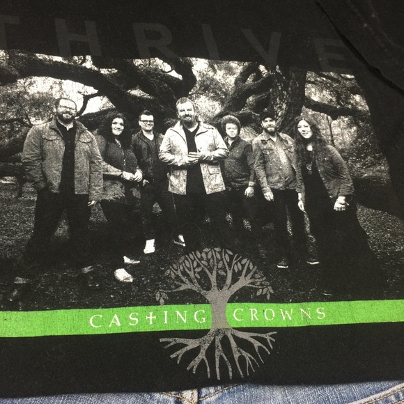 GRAPHIC TEE, CASTING CROWNS, THRIVE TOUR, SMALL - Picture 2 of 6